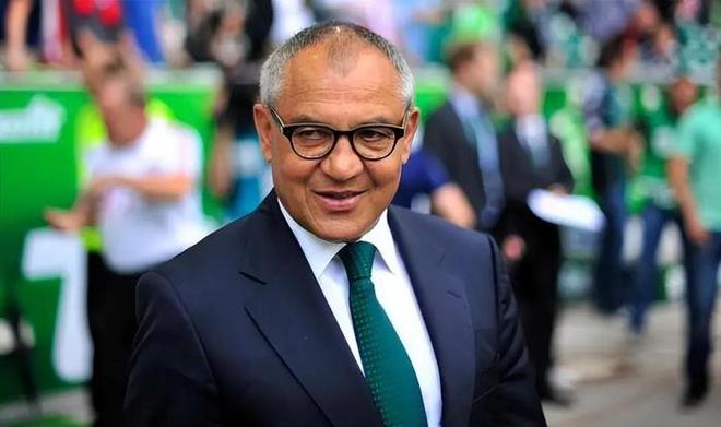 柏林赫塔队内关系紧张,主帅或面临危机 柏林赫塔队内关系紧张,主帅或面临危机