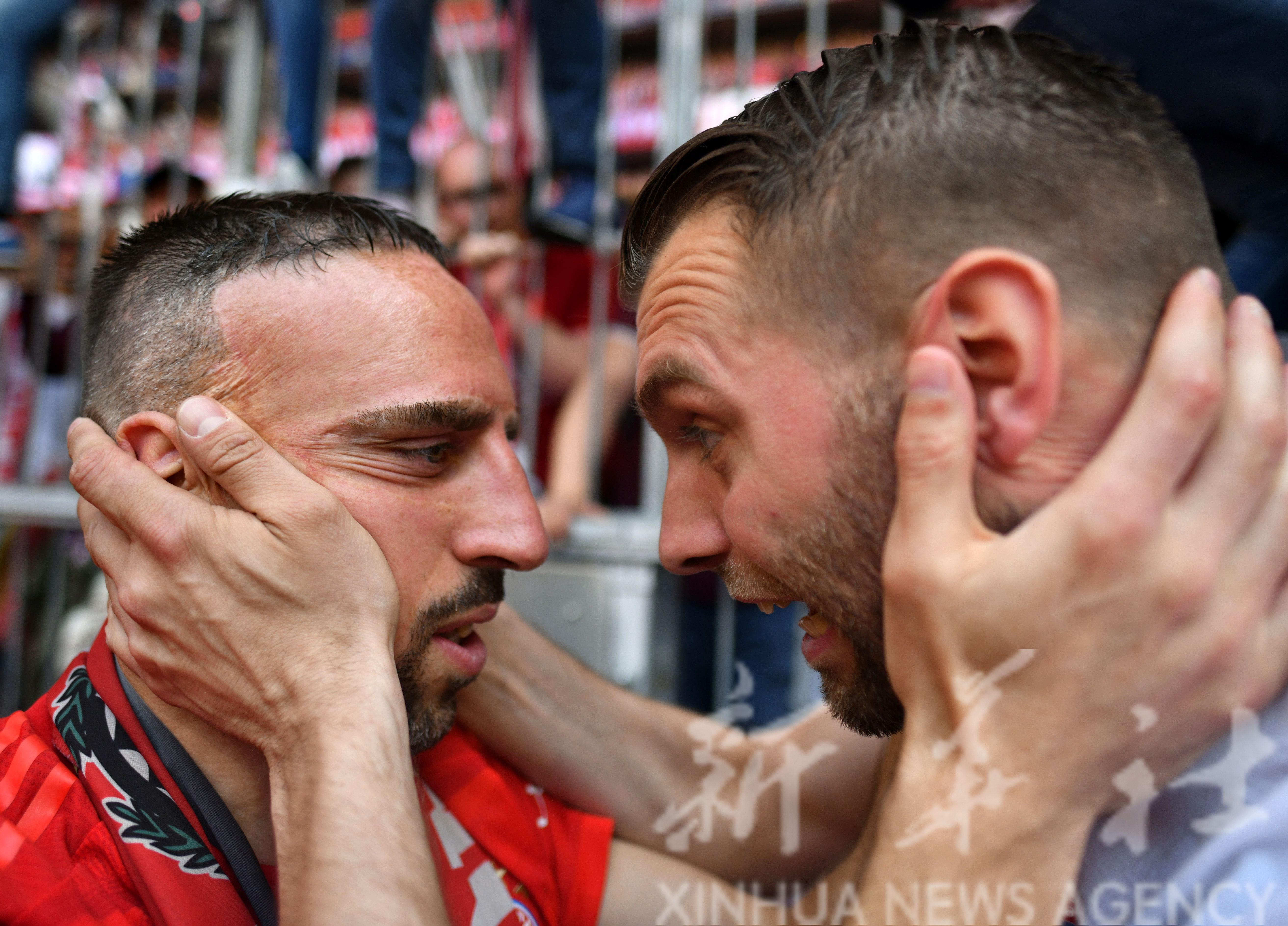 乐鱼体育投注-拜仁慕尼黑球员团结一心，力争夺冠的简单介绍