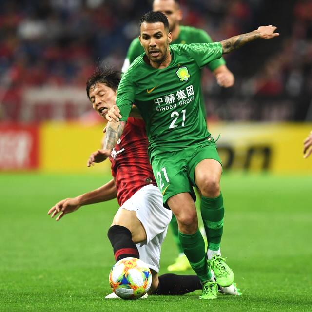 包含北京国安连胜，稳居中超前四位置的词条