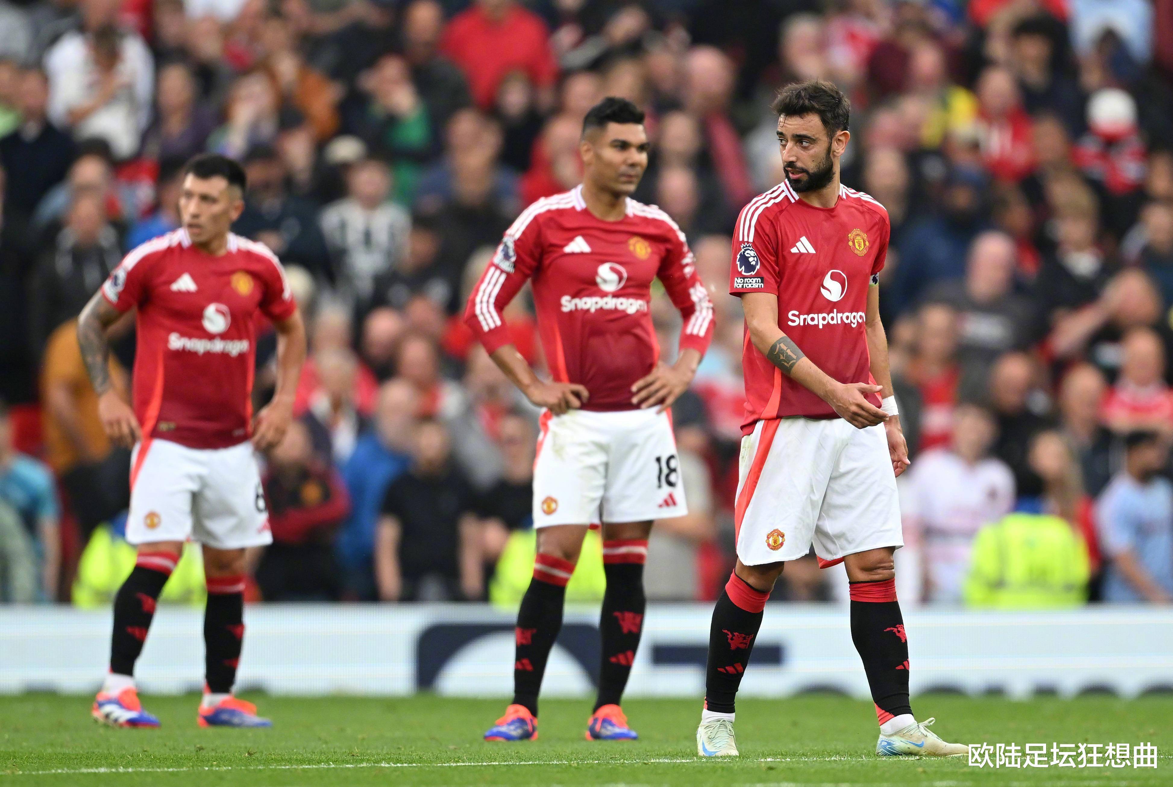 乐鱼体育网站入口-曼联战胜巴萨，晋级希望显现