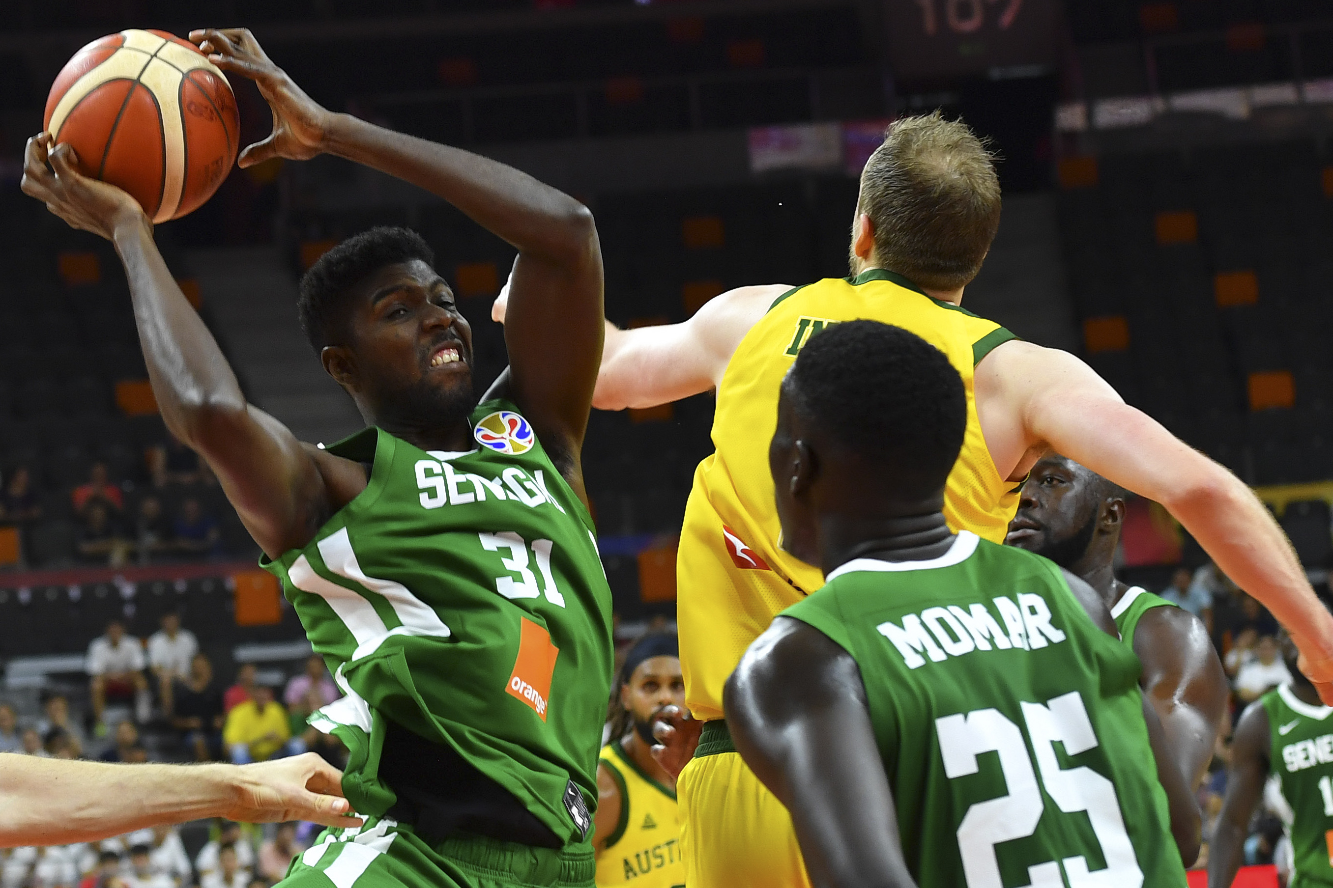 塞内加尔篮球队在东京挑战对手获胜 塞内加尔篮球队在东京挑战对手获胜