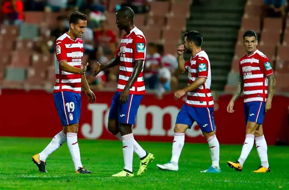 乐鱼体育app下载-关于格拉纳达失利，保级形势危险的信息