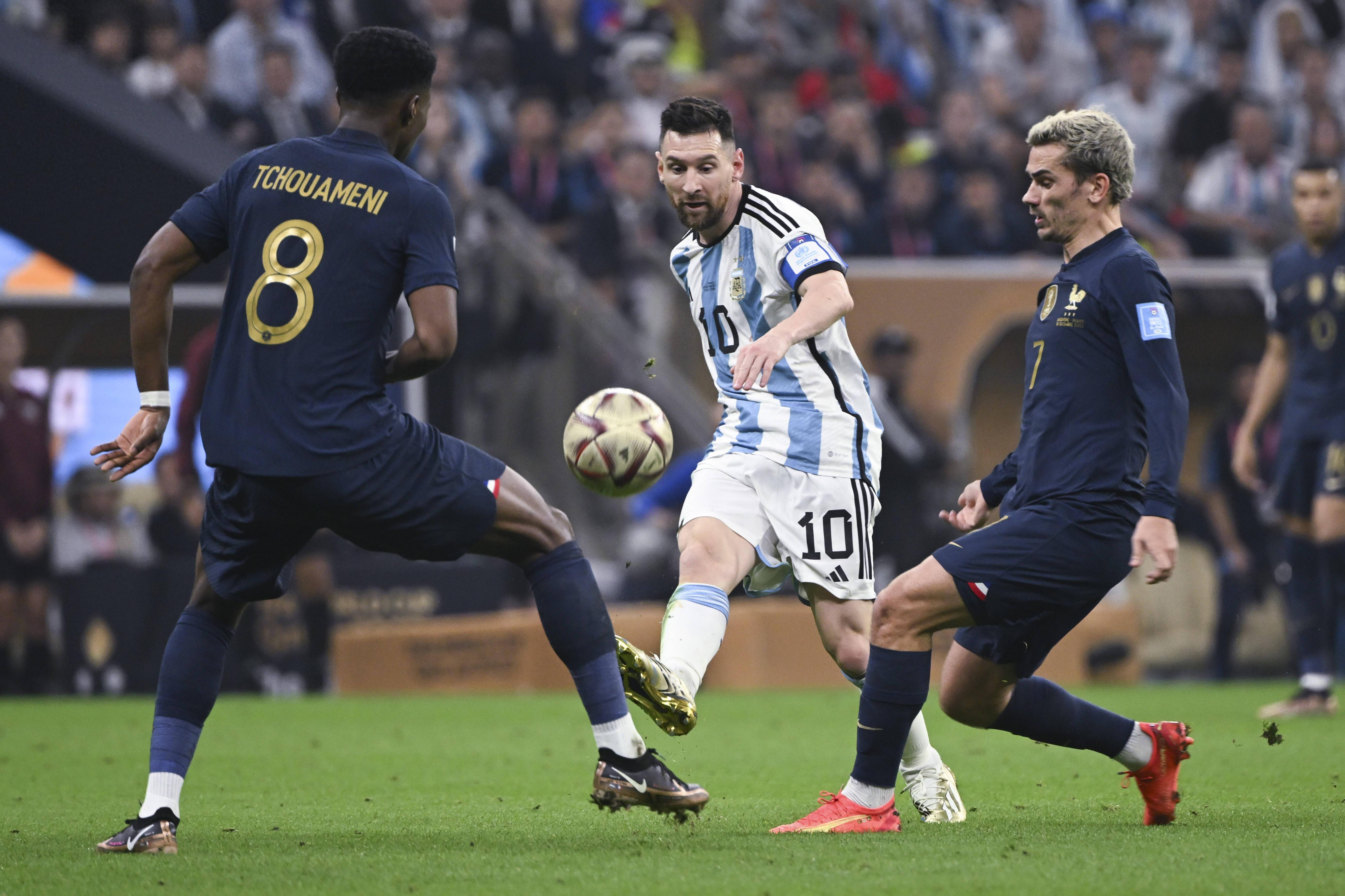 皇马全力以赴,坚守晋级之路 皇马全力以赴,坚守晋级之路