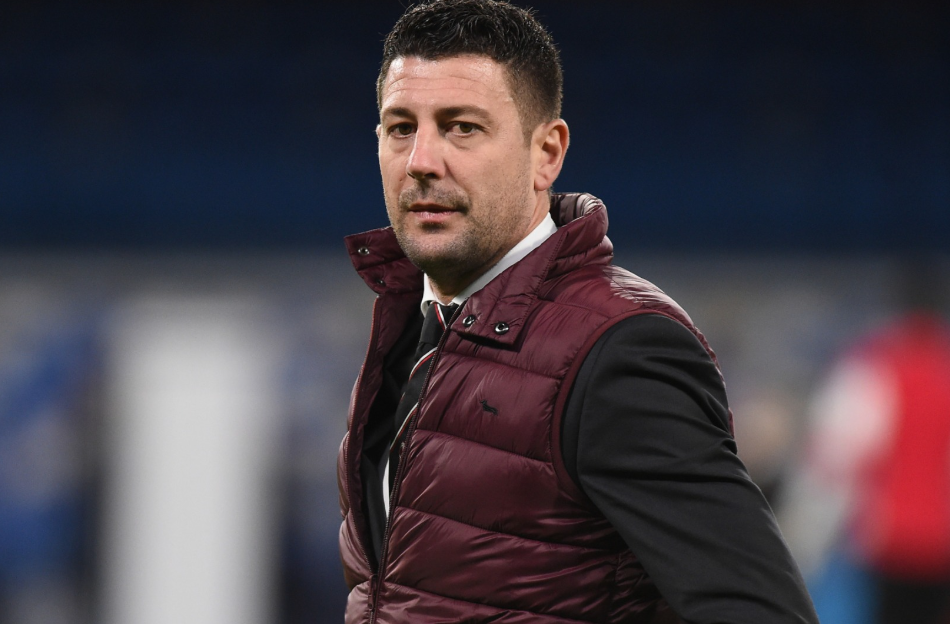 AC米兰官方确认签约B队前锋,球员自信能为球队进攻注入更多火力!的简单介绍 AC米兰官方确认签约B队前锋,球员自信能为球队进攻注入更多火力!的简单介绍