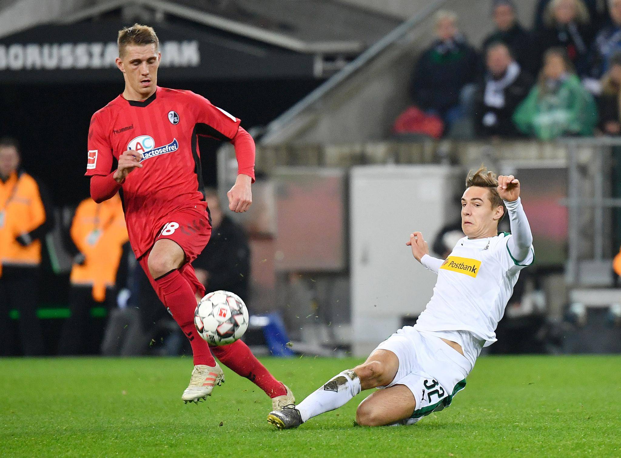 关于弗赖堡在主场逼平对手,表现出色的信息 关于弗赖堡在主场逼平对手,表现出色的信息