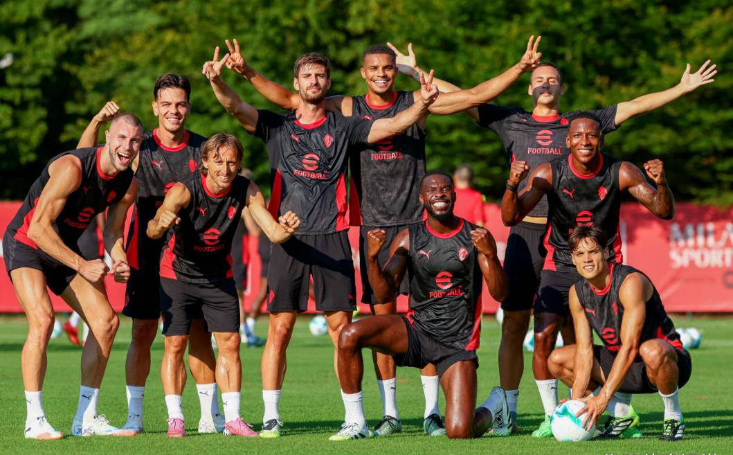 AC米兰球员被传出恋情绯闻，引发风波的简单介绍