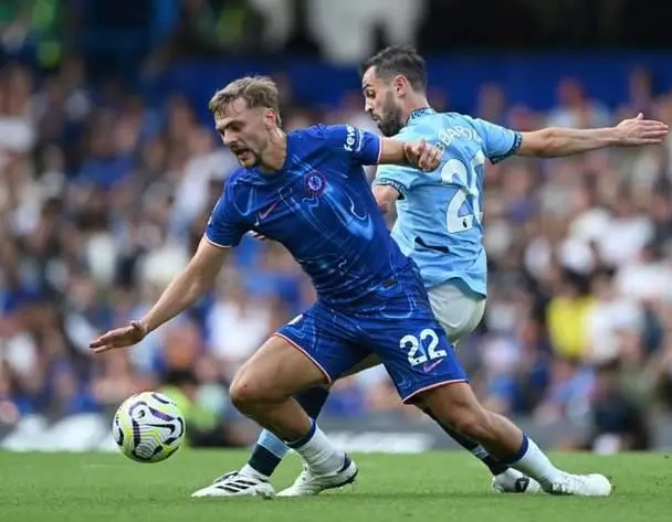 乐鱼体育投注-曼城客场逆袭！切尔西主场遭痛击