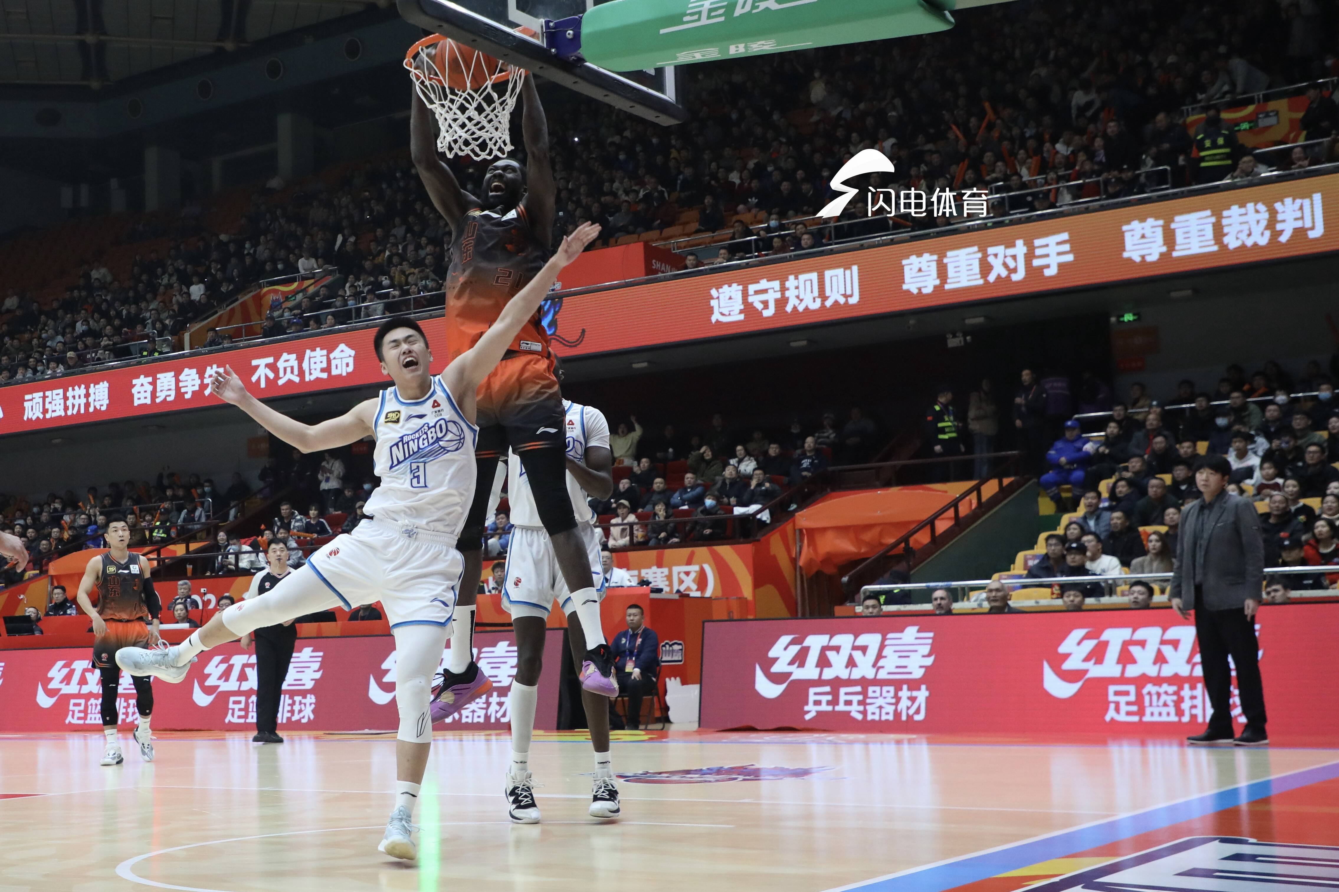 关于CBA或将实行升降级制度俱乐部面临考验的信息