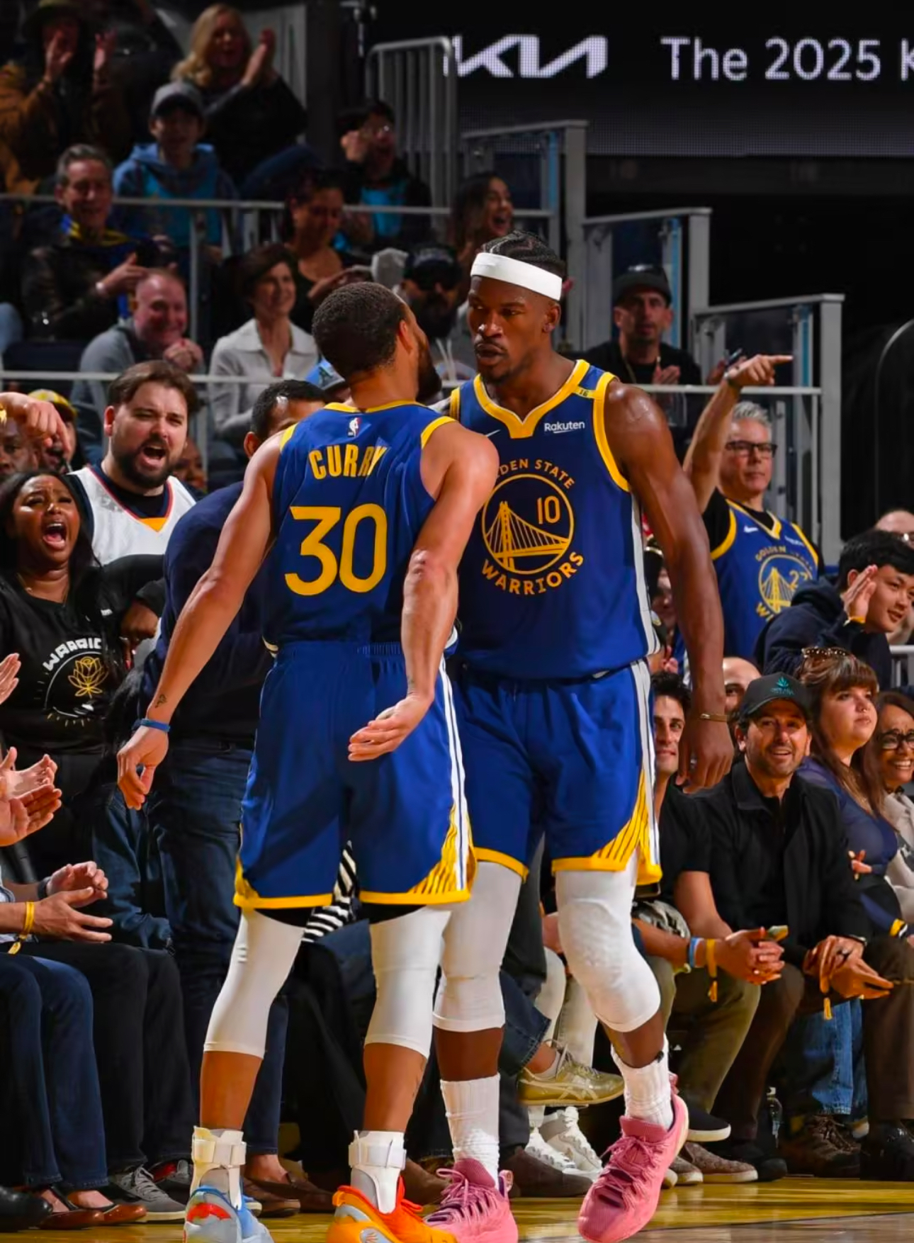 乐鱼体育中国官网-拉塞尔入选全明星赛，勇士火力全开已备战的简单介绍